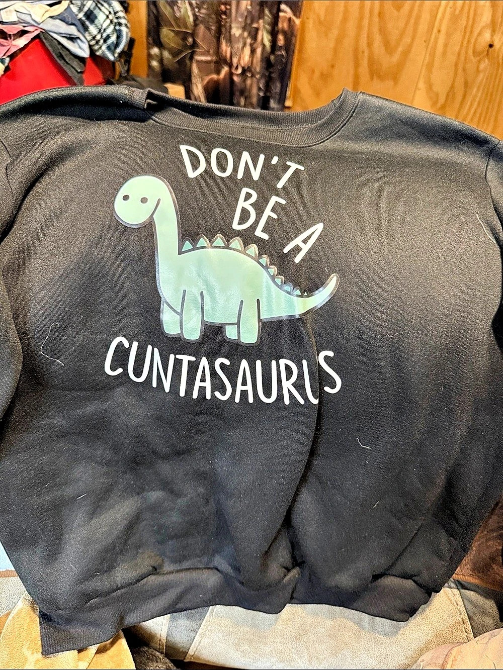 Dinosaur Graphic Sweatshirt in Black Size Medium